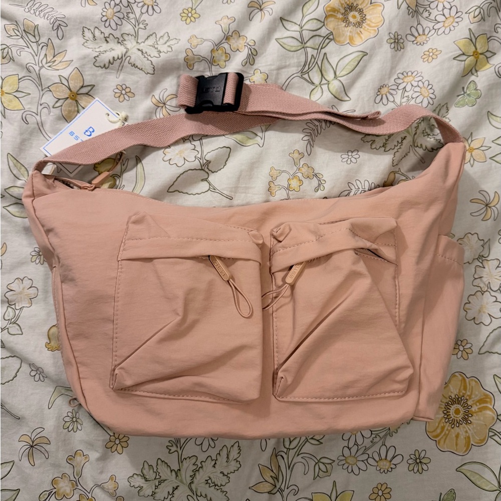 Large Lightweight Nylon Crossbody Gym Bag - Picture 2 of 5